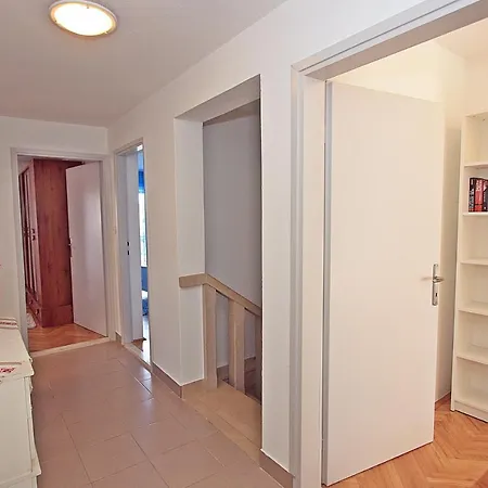 With Wifi Supetar, Brac - 5665 Apartment