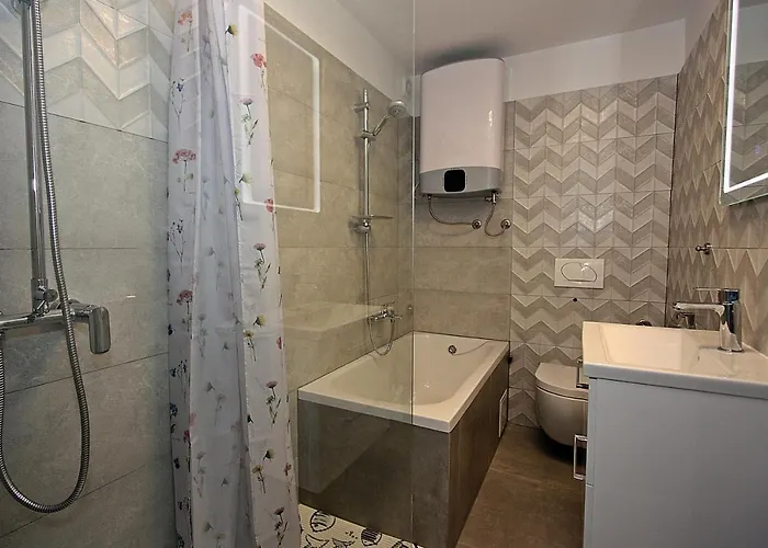 Apartmán With Wifi Supetar, Brac - 5665 *