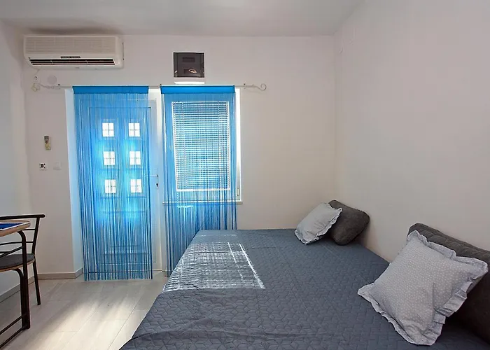 Apartmán With Wifi Supetar, Brac - 5665 Supetar