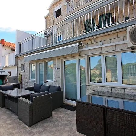 With Wifi Supetar, Brac - 5665 شقة *