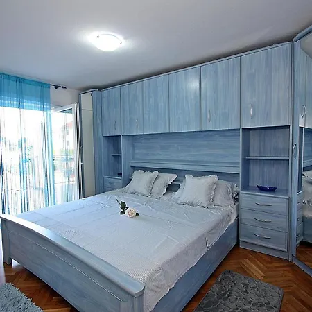 Apartmán With Wifi Supetar, Brac - 5665 *